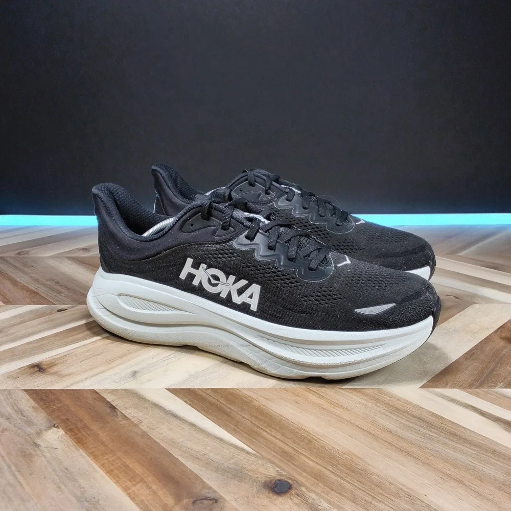Hoka One One Bondi 9 Men Size 12D Black White Running Sneakers Shoe 1162011 BWHT